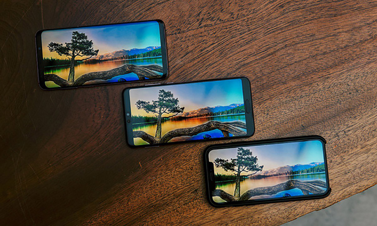 Huawei P20 Pro, Galaxy S9+ và iPhone X: theo bạn đâu là smartphone đẹp nhất?