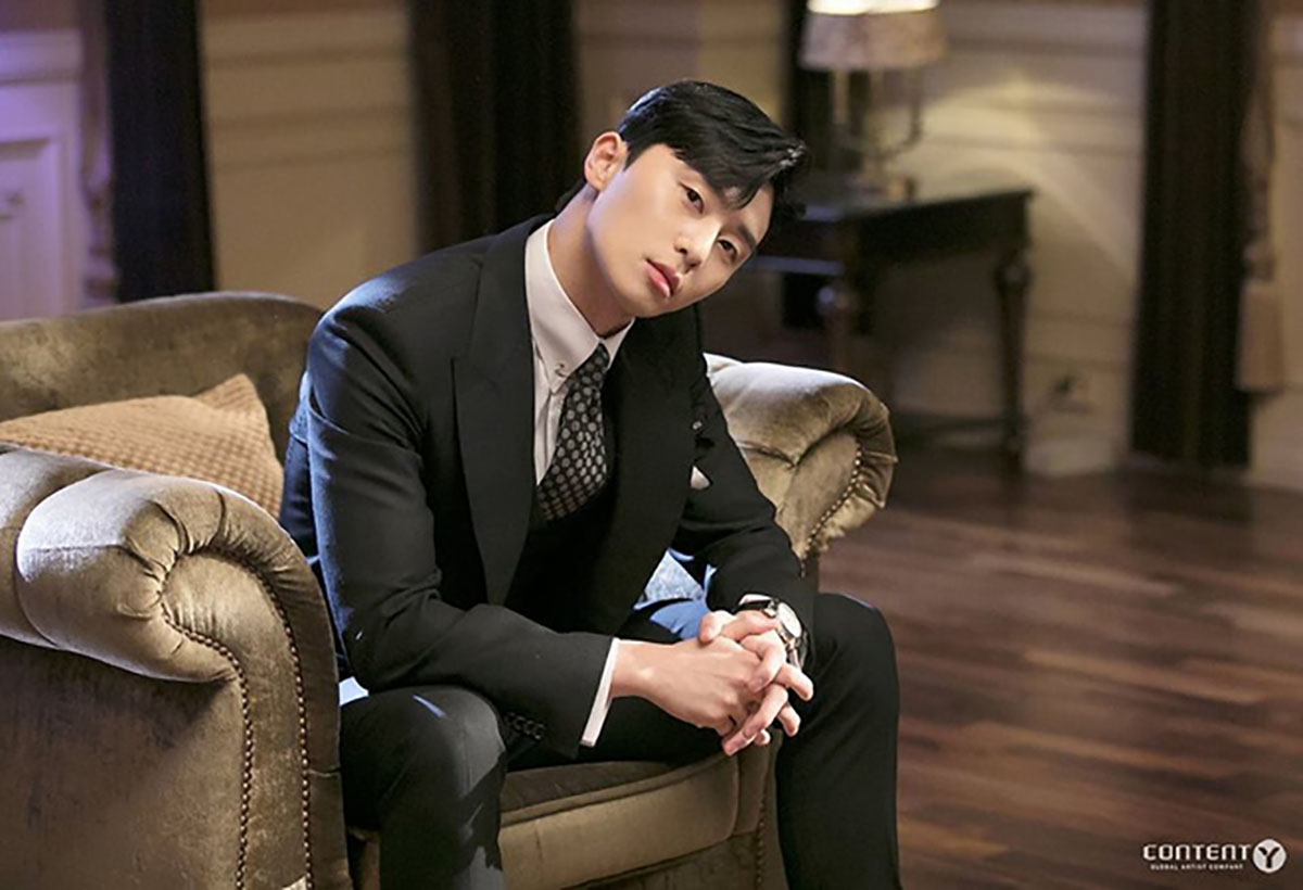 'Chết ngất' với hình ảnh hoàn hảo của Park Seo Joon và Park Min Young trong 'Thư Ký Kim' sóng lên sóng