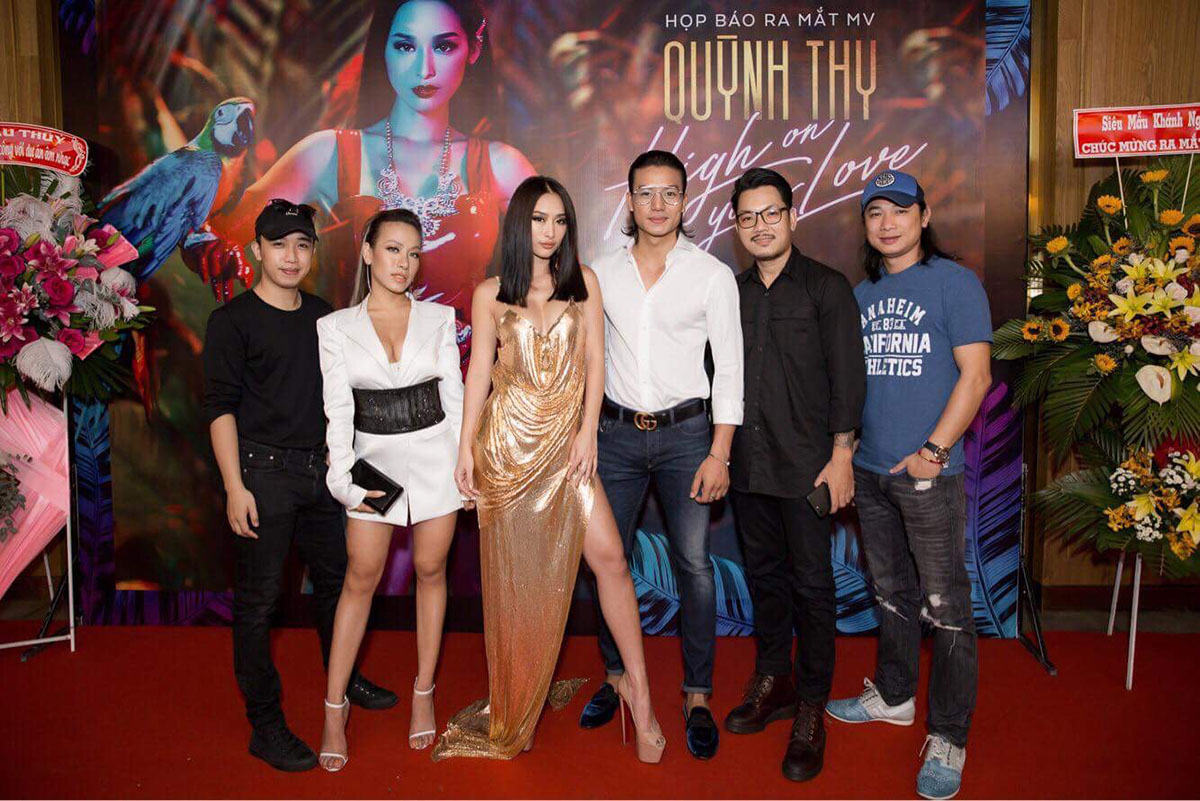 Hiếu Nguyễn ôm chặt chúc mừng Quỳnh Thy ra mắt MV đầu tay gắn mác 16+