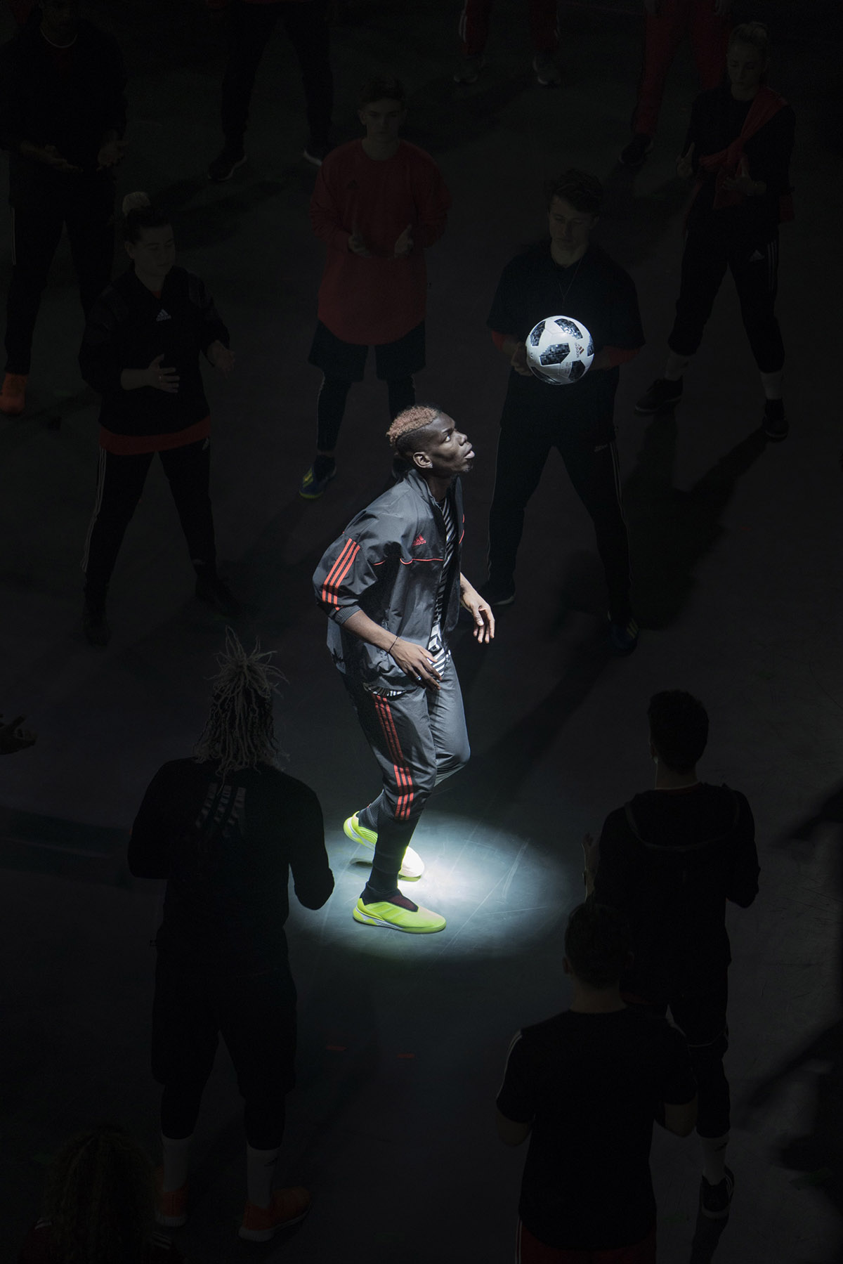 Adidas chơi trội mời Messi, Özil, Paul Pogba, và hàng loạt sao thể thao thế giới truyền tải thông điệp sáo tạo