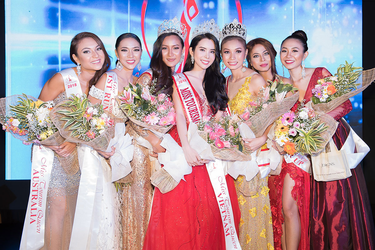 Giành 4 giải phụ tại Miss Tourism Queen Worldwide 2018, Huỳnh Vy đoạt luôn danh hiệu Hoa hậu