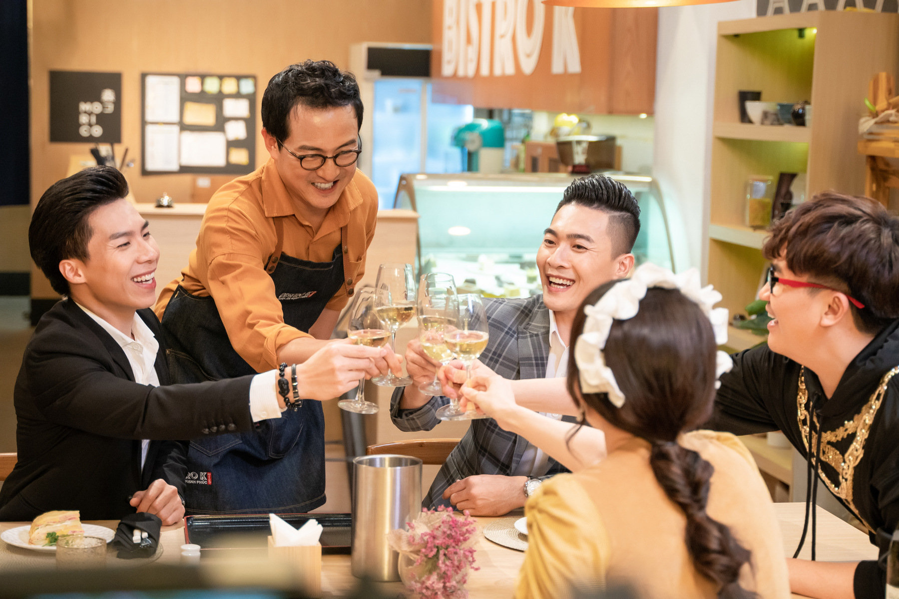 Bộ đôi Bảo Nhân – Namcito hợp tác đài KBS làm show 'Bistro K - Quán ăn hạnh phúc'