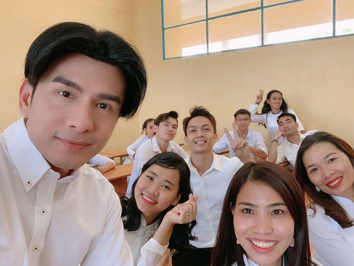 Đan Trường - Trung Quang trở về thời học sinh với 'Nắng sân trường' ver 2019