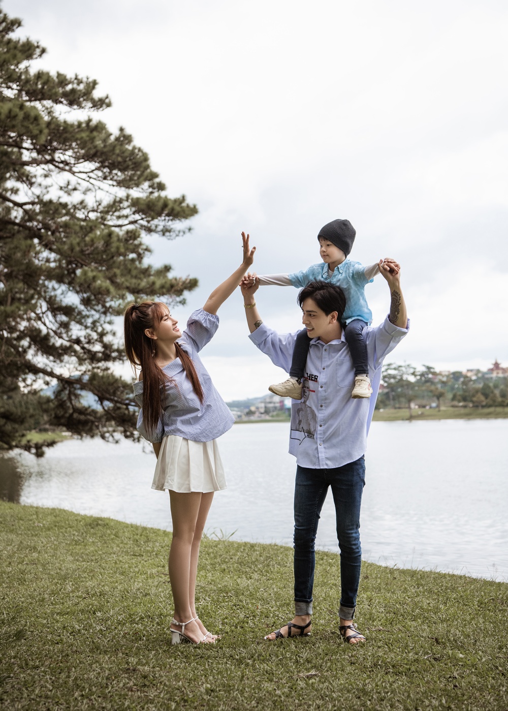 Thu Thủy: 'Cùng nhau chăm sóc con trai là niềm hạnh phúc lớn nhất của 2 vợ chồng'