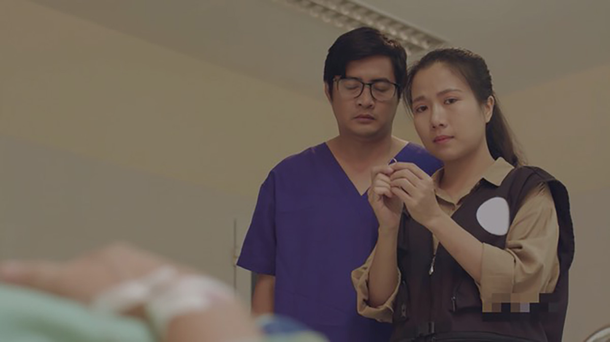 'Chuyên trị' vai y tá trong loạt phim ăn khách, Thùy Dương hạnh phúc được khán giả đặt cho biệt danh 'y tá quốc dân'