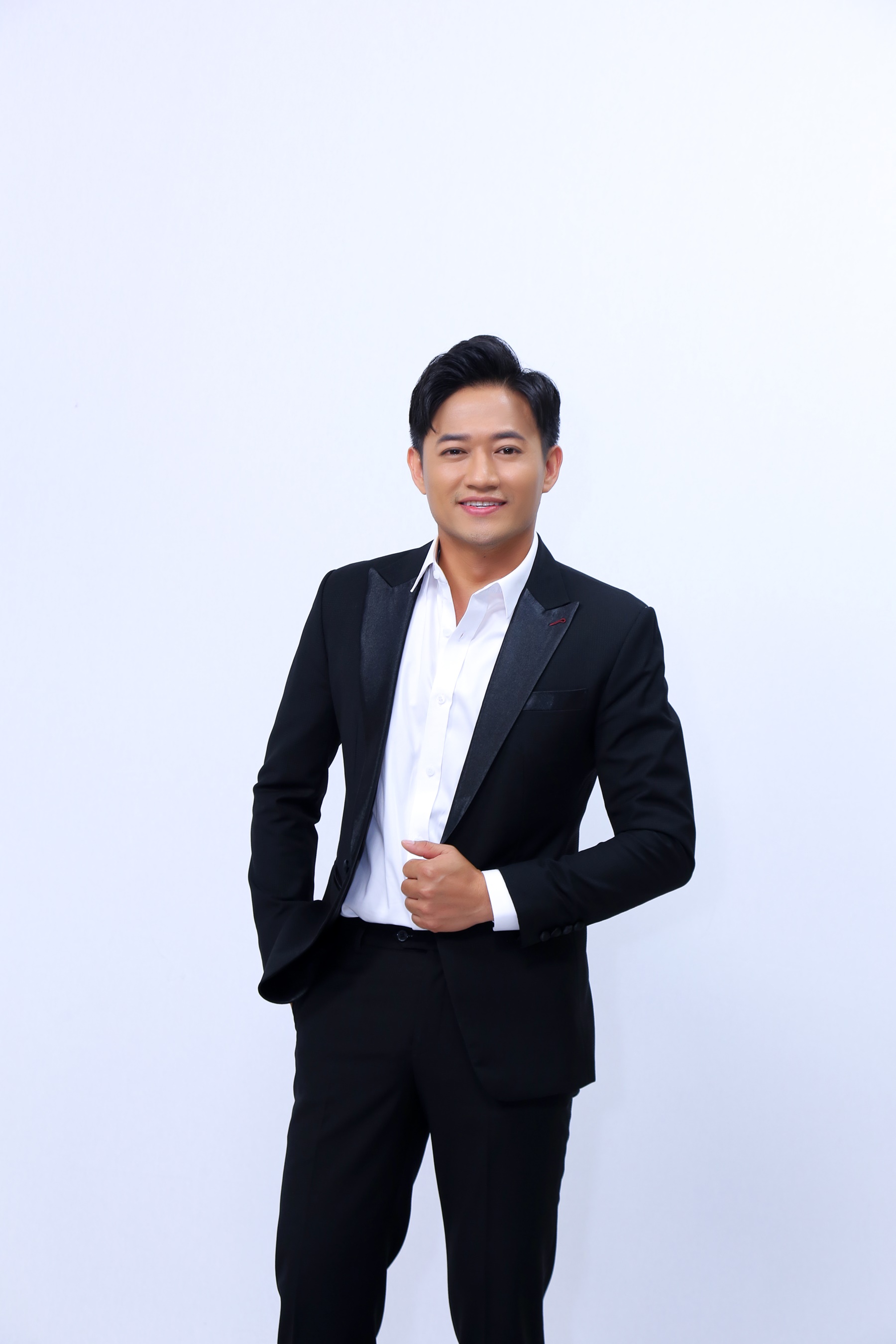 Thanh Thức nói về tình bạn đặc biệt của anh và Quý Bình với sĩ Bích Ly và Tùng Anh