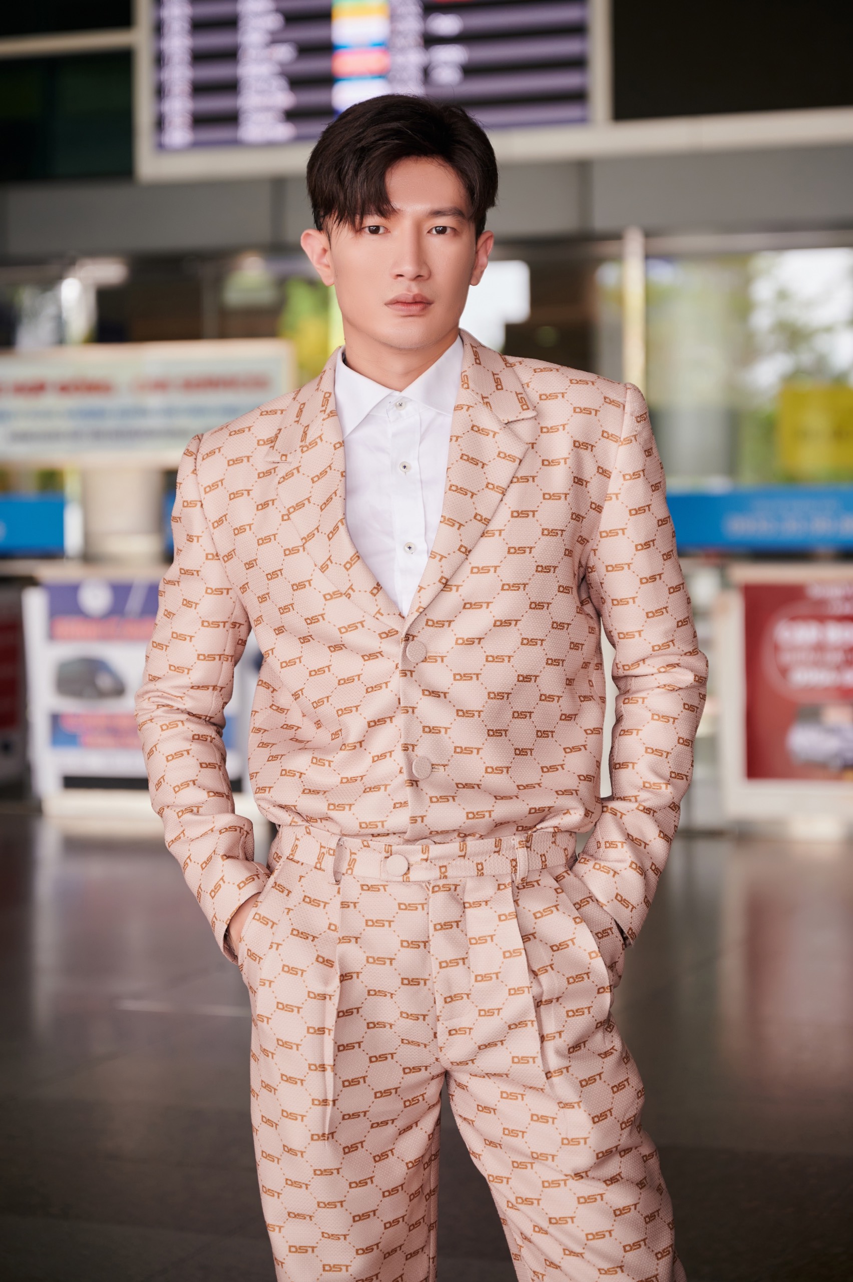 Dược sĩ Tiến