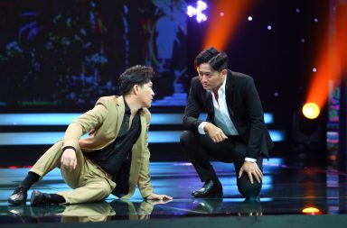 Người Kể Chuyện Tình