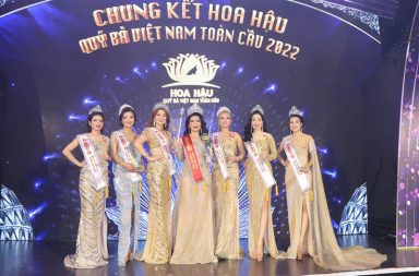 Các thí sinh đăng quang của cuộc thi